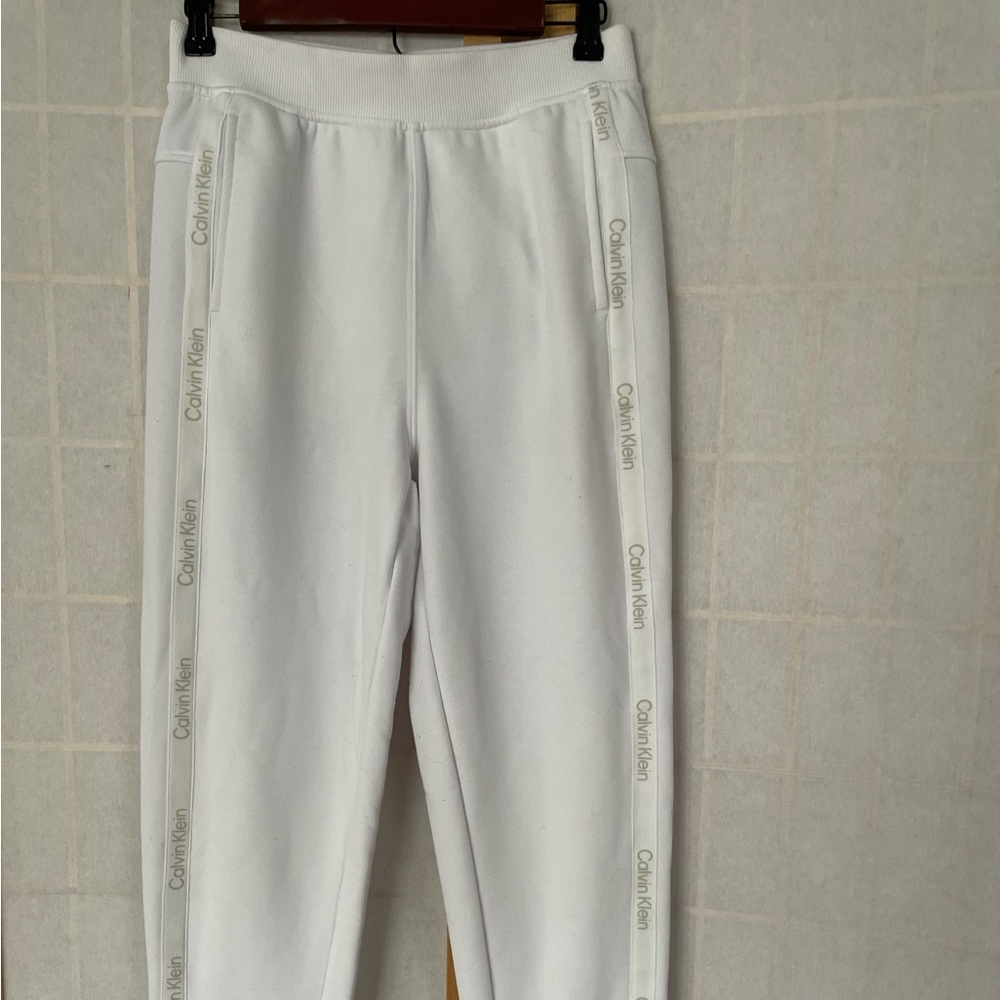 Calvin Klein White Apparel